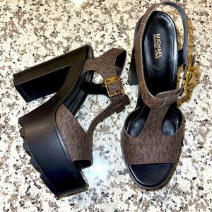Women’s s Michael Kors Shoes